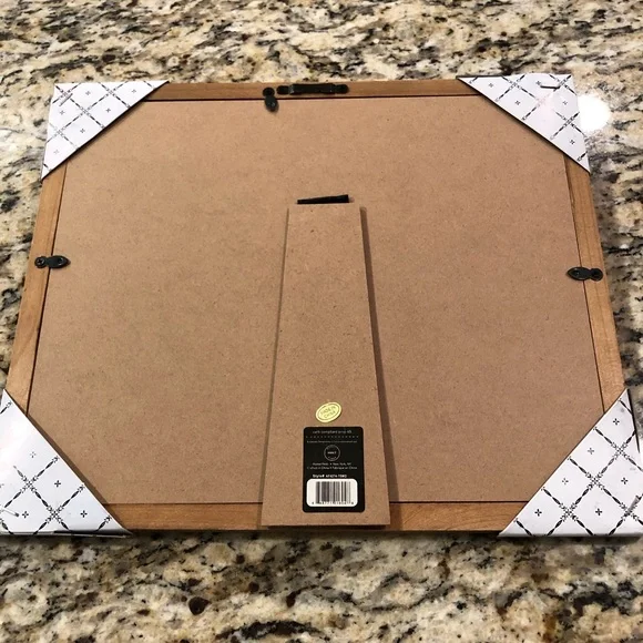 Rustic farmhouse style wooden frame w/corrugated metal & photo clip - Picture 5 of 10